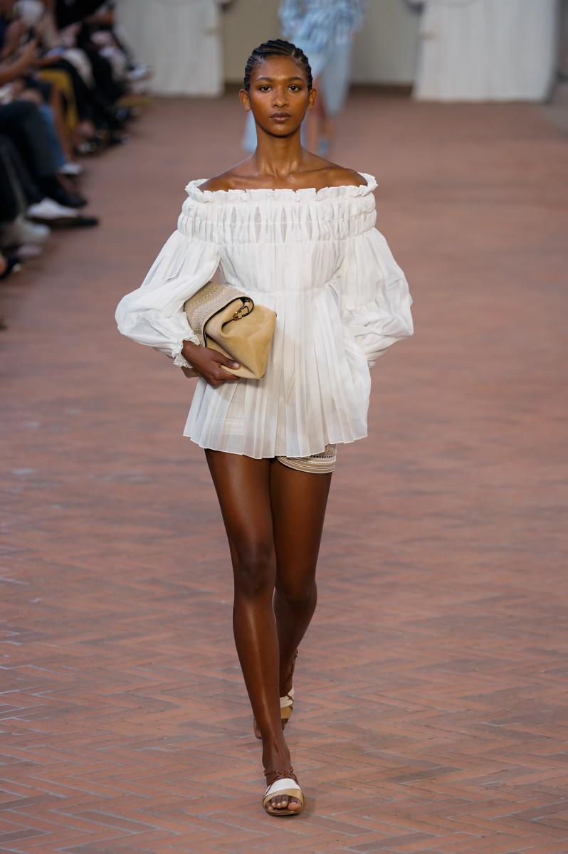 Alberta Ferretti Strips It Back to Basics for Spring 2024