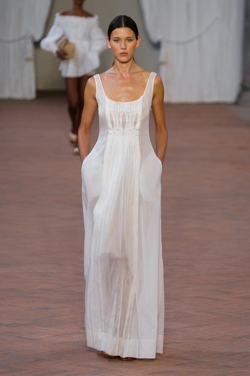 Alberta Ferretti Strips It Back To Basics For Spring 2024 Fashionista   Alberta Ferretti Spring 2024 8 