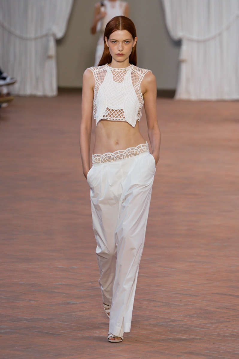 Alberta Ferretti Strips It Back To Basics For Spring 2024 Fashionista   Alberta Ferretti Spring 2024 27 