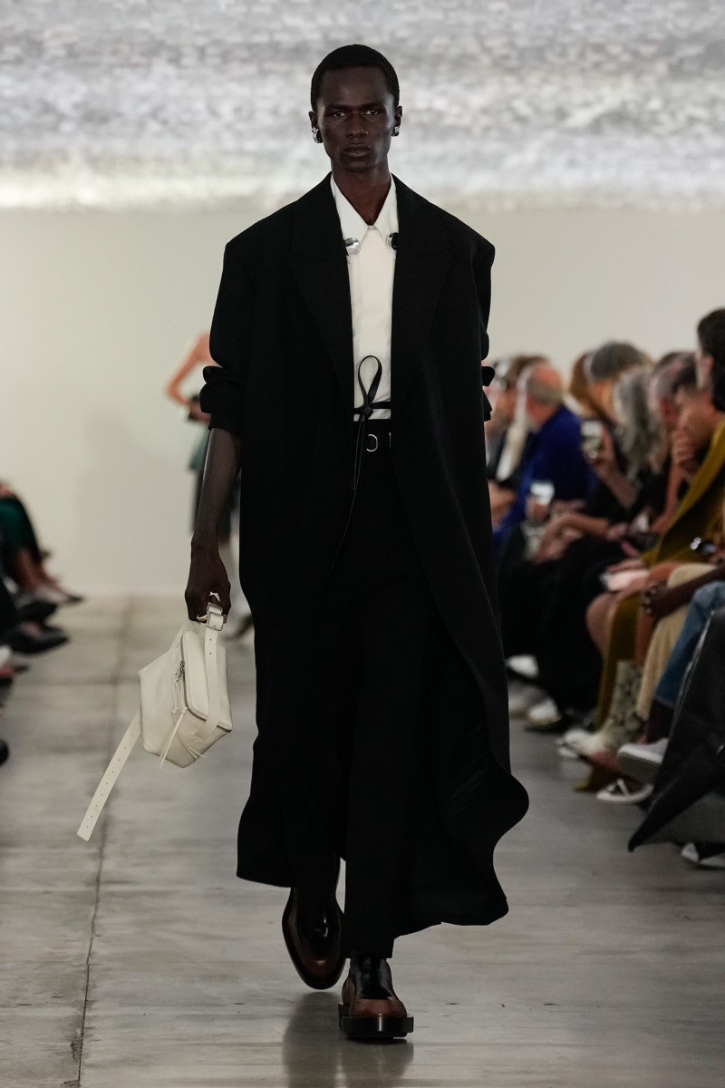 Can Jil Sander Convince You to Reconsider Bermuda Shorts? - Fashionista