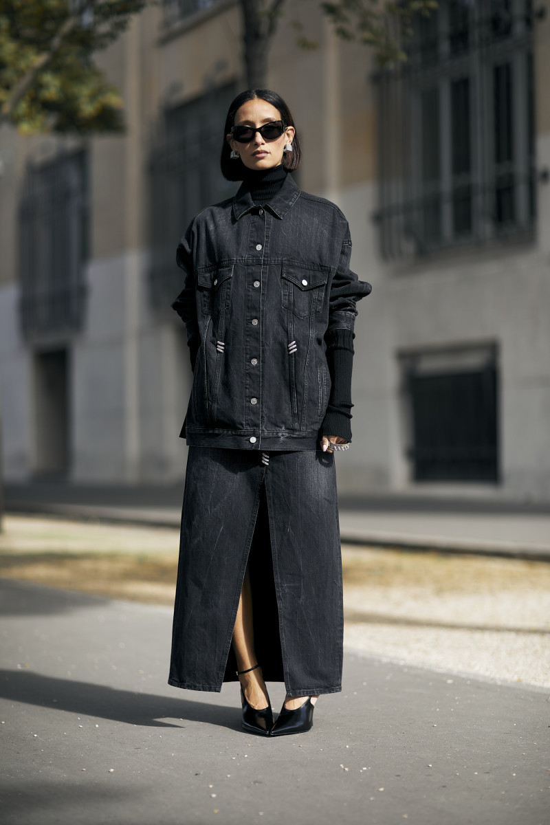 Showgoers Embraced Their Dark Side for Day 3 of Paris Fashion Week ...