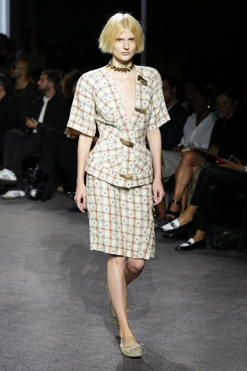 PFW: Vivienne Westwood Spring/Summer 2024 Collection – PAUSE Online