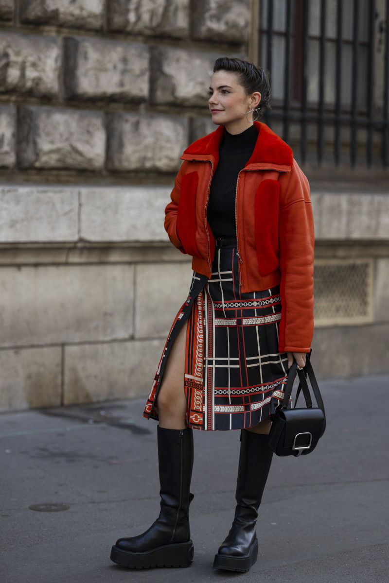 Showgoers Embraced the Colors of Fall for Day 5 of Paris Fashion Week ...