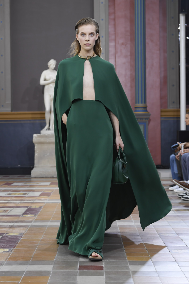 Pierpaolo Piccioli Takes an Artful Approach to Cutouts for Valentino ...