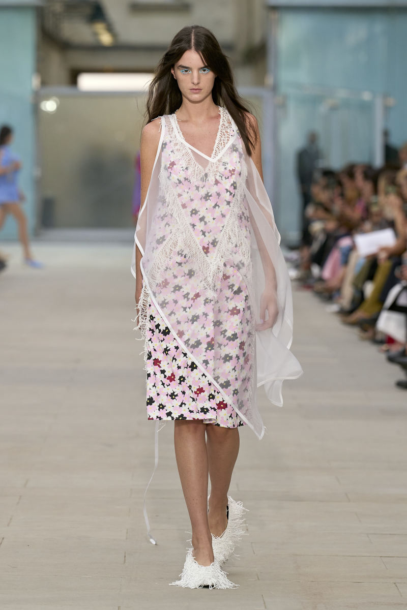 AZ Factory Layered Sheer Dresses Over Floral Prints in Spring 2024 ...