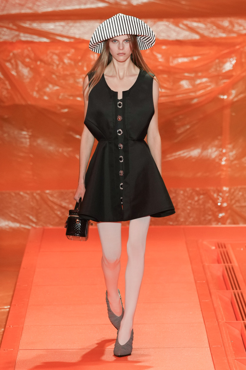 The Bigger, the Better for Nicolas Ghesquière at Louis Vuitton Spring 2023  - Fashionista