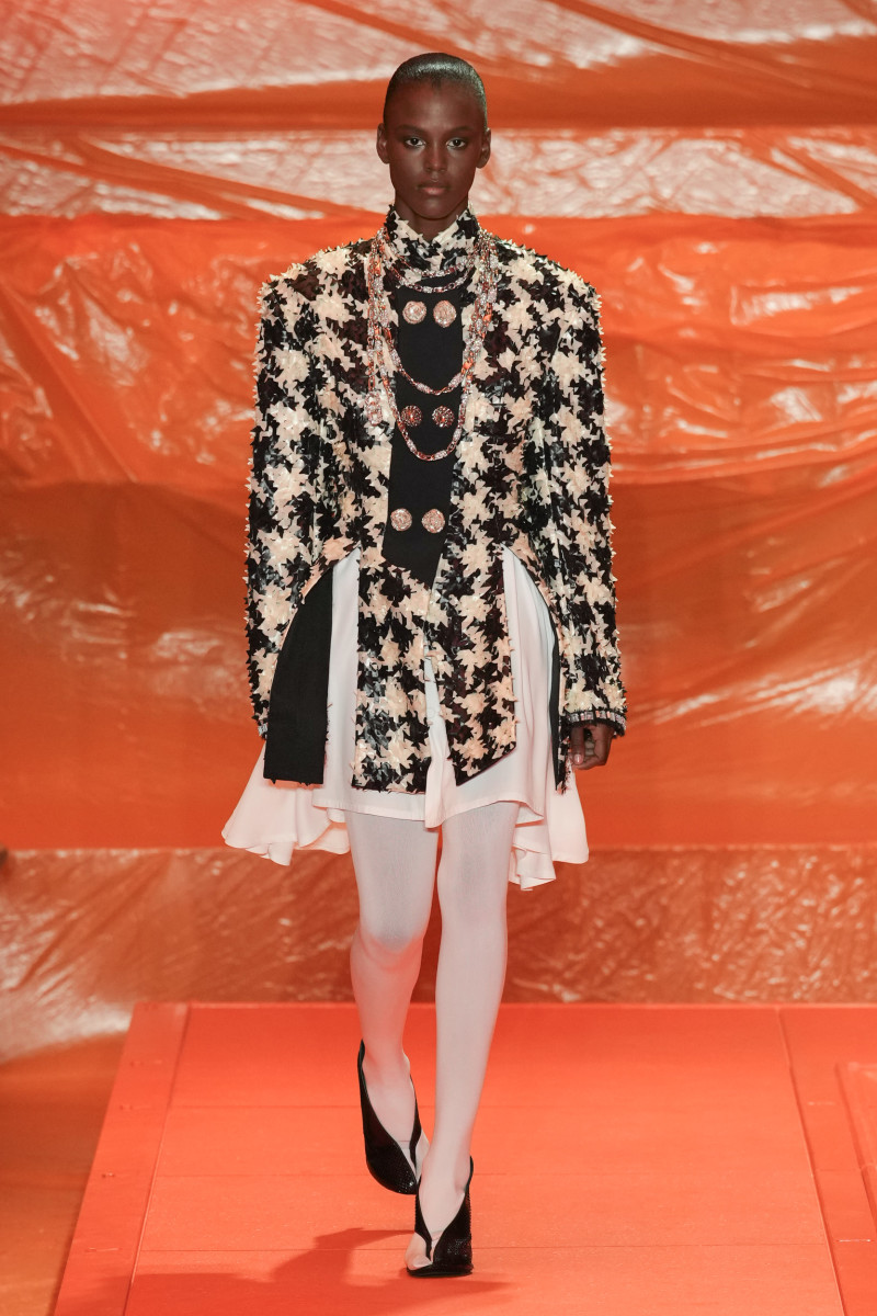 Nicolas Ghesquière Heads Will Love This Louis Vuitton Collection ...