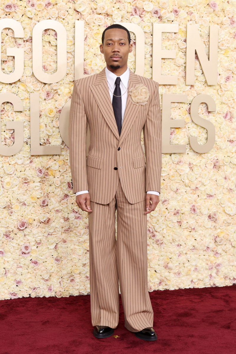 The 24 Best Looks From The 2024 Golden Globes Red Carpet Fashionista   Tyler James Williams 2024 Golden Globes All Looks 5 