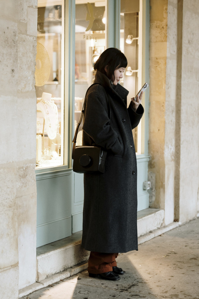 Oversized Outerwear Stole the Street Style Show at Paris Fashion Week ...