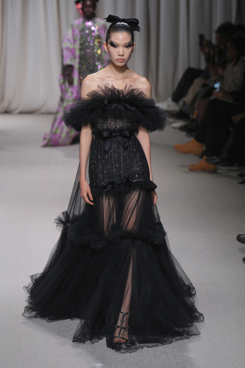 Giambattista Valli Opts for Bare Shoulders and Big Skirts for Spring ...