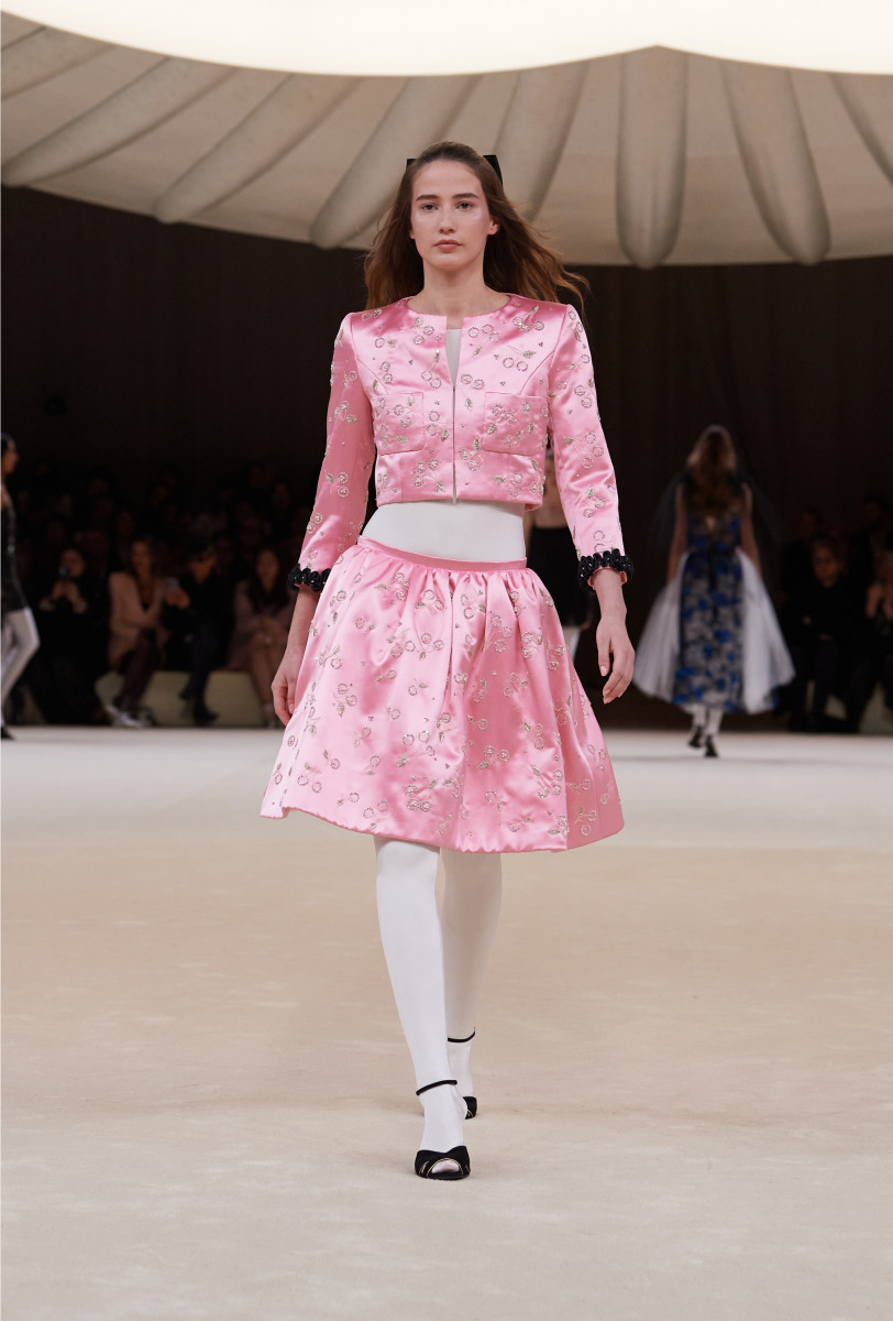 Chanel Haute Couture Celebrates Dancers In Ethereal Spring 2024   Chanel Haute Couture Spring 2024 41 