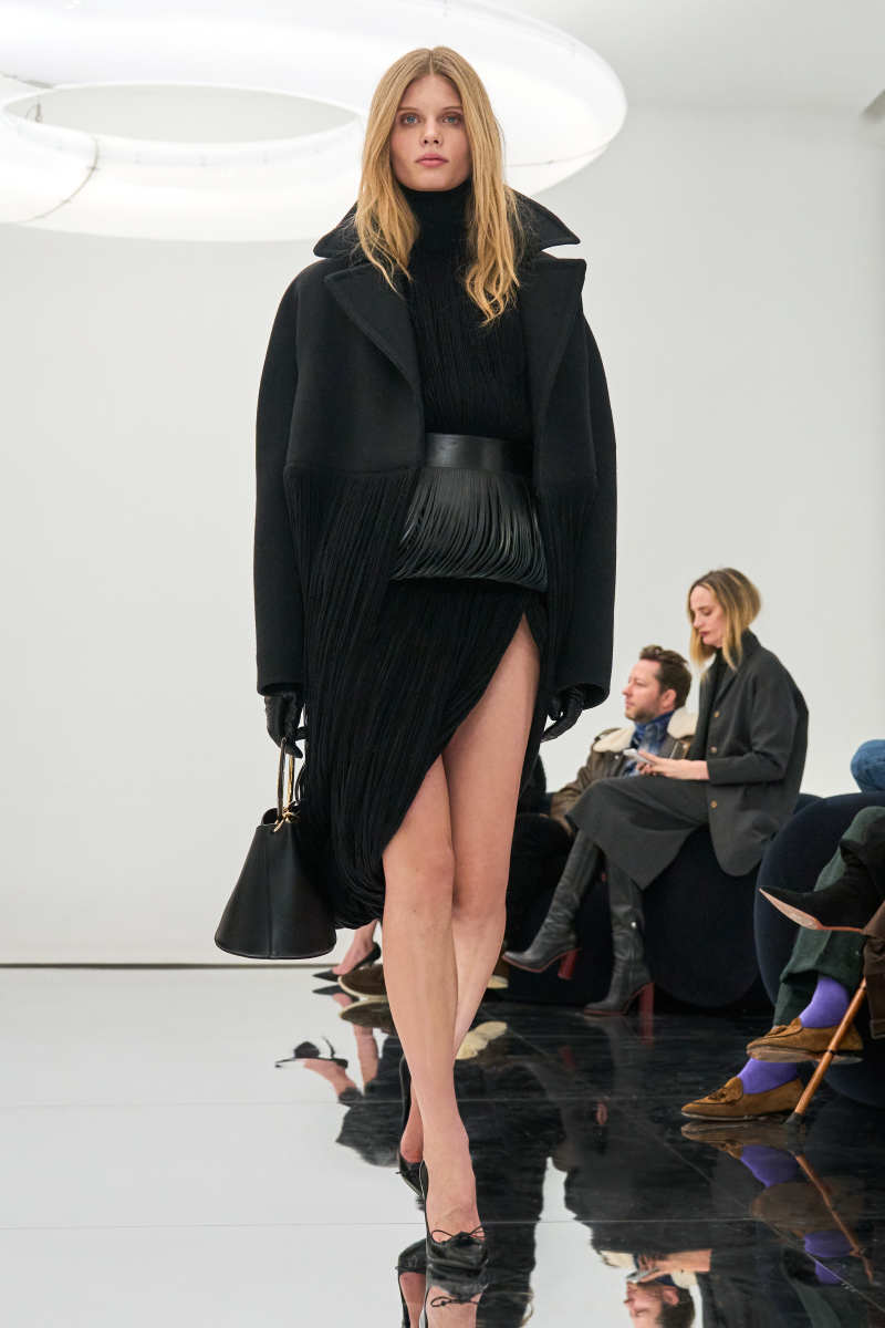 Alaïa's Summer-Fall 2024 Collection Is Made Using a Single Yarn ...