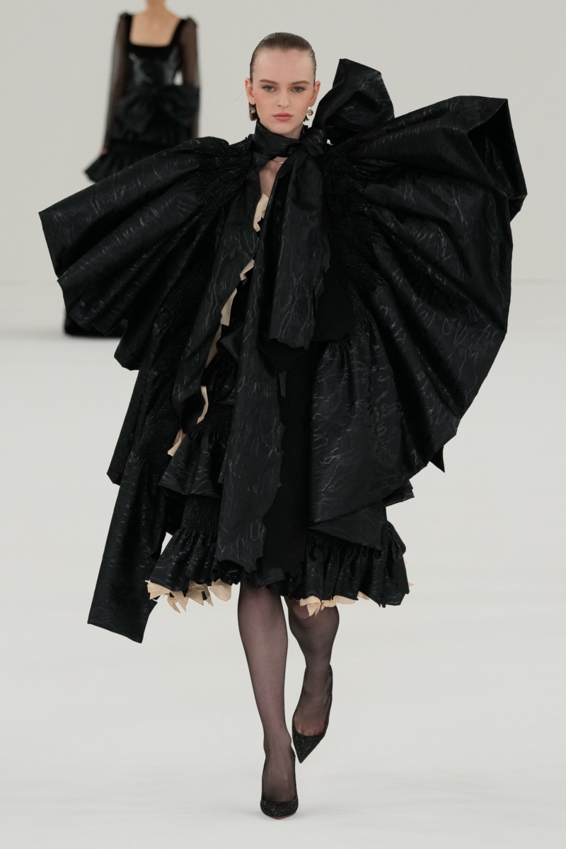 'Viktor & Rolf Scissorhands' Literally Cut Couture Gowns to Shreds for ...