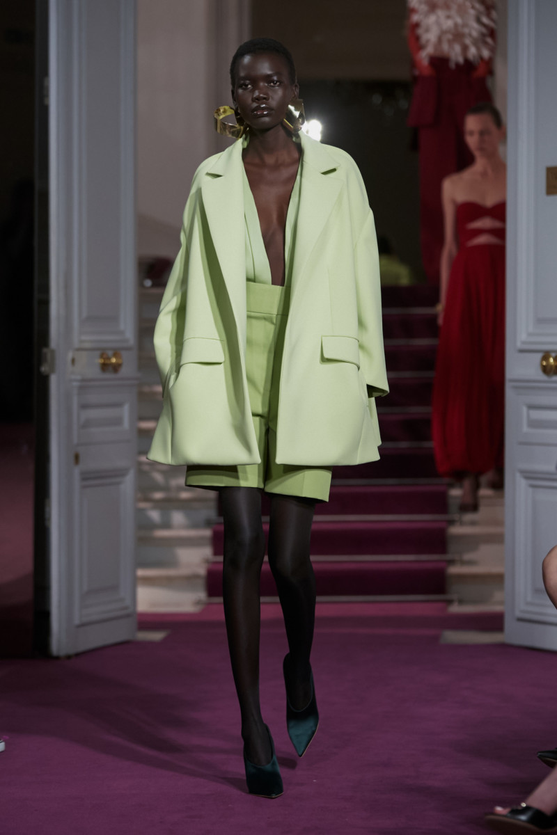 Valentino Haute Couture Makes a Quiet Statement for Spring 2024 ...