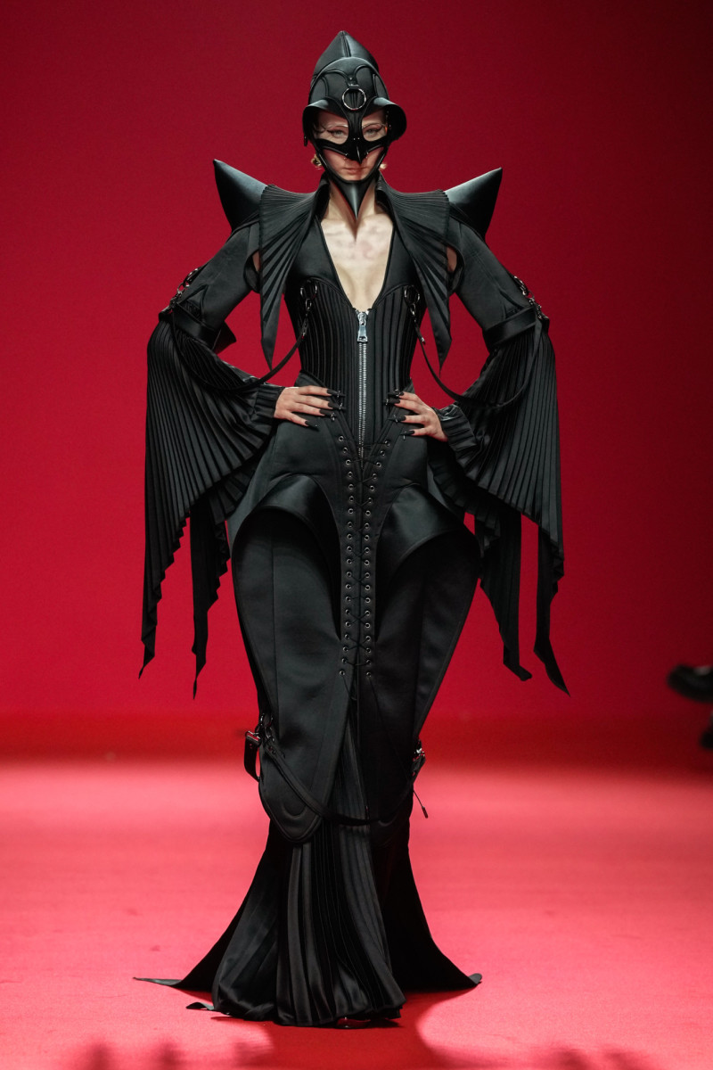 Robert Wun Does Horror Couture — Complete With Bejeweled Blood and ...
