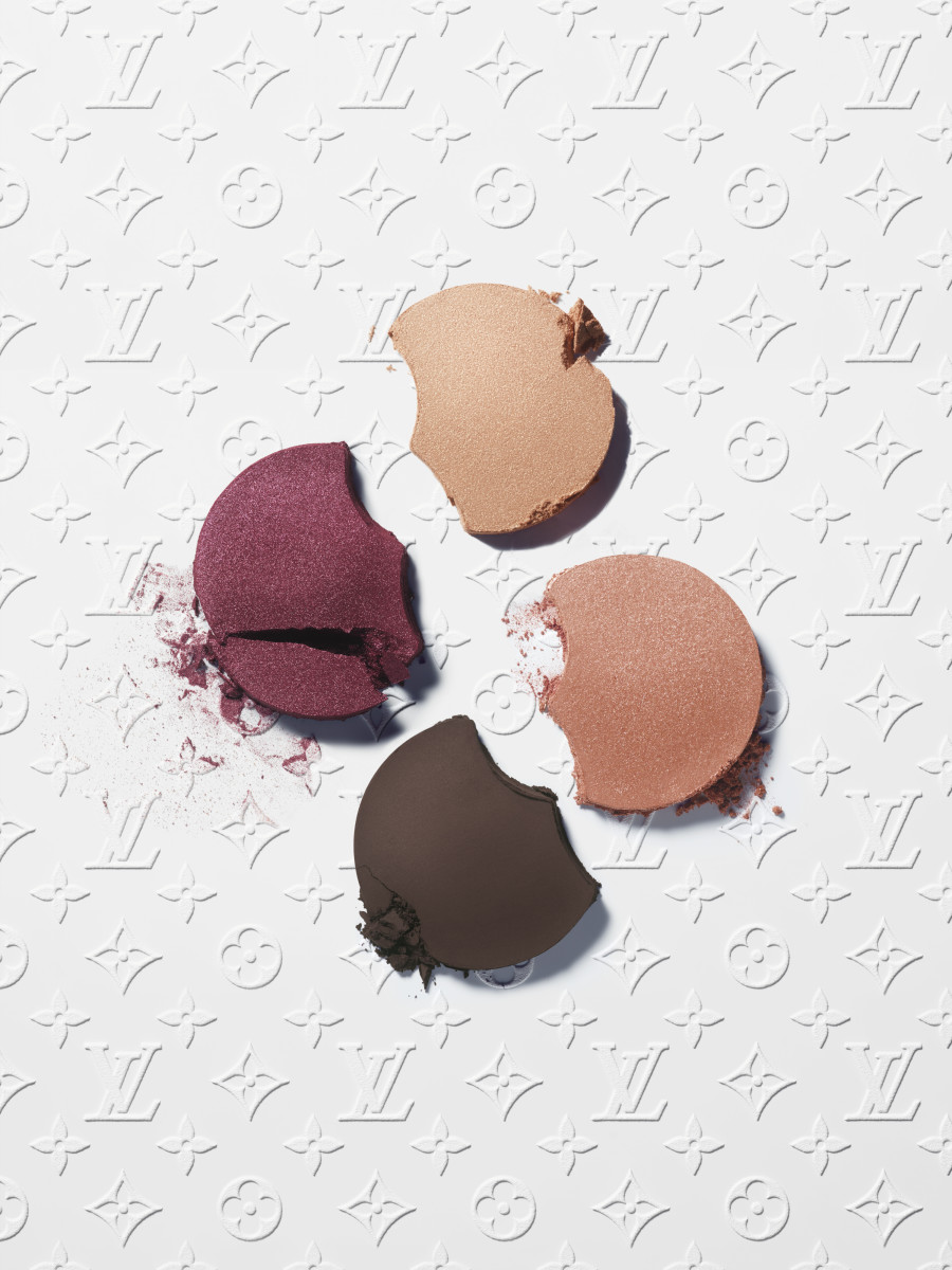 La Beauté Louis Vuitton_LV Ombres 896 Monogram Rouge