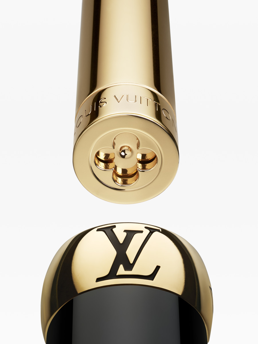La Beauté Louis Vuitton_LV Rouge Colorlock System