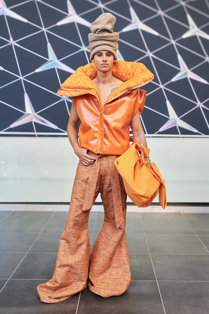 Josie's Runway 原画　一点もの Hodakova: Ready-To-Wear SS26 - 10 Magazine USA