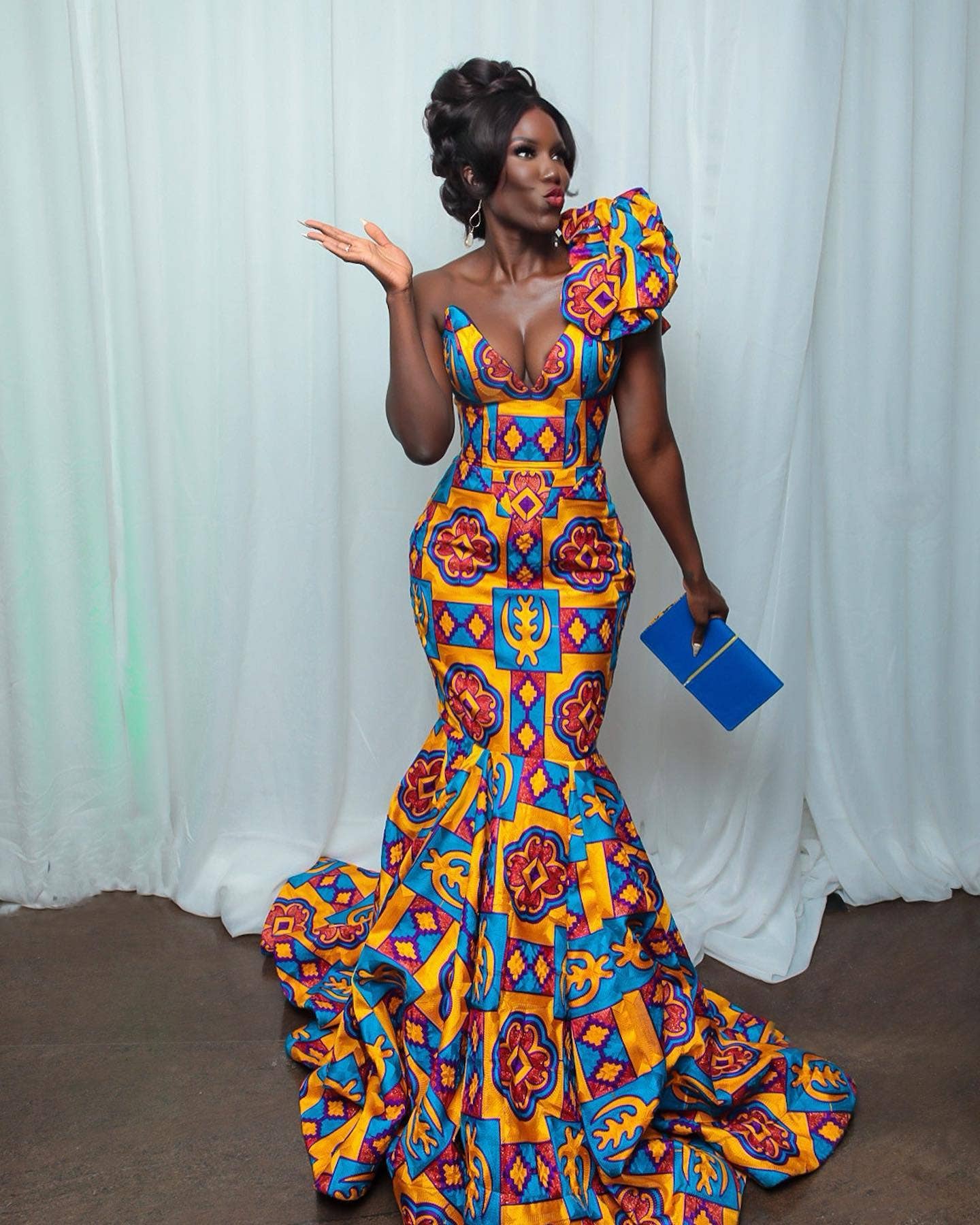Bozoma Suit Set