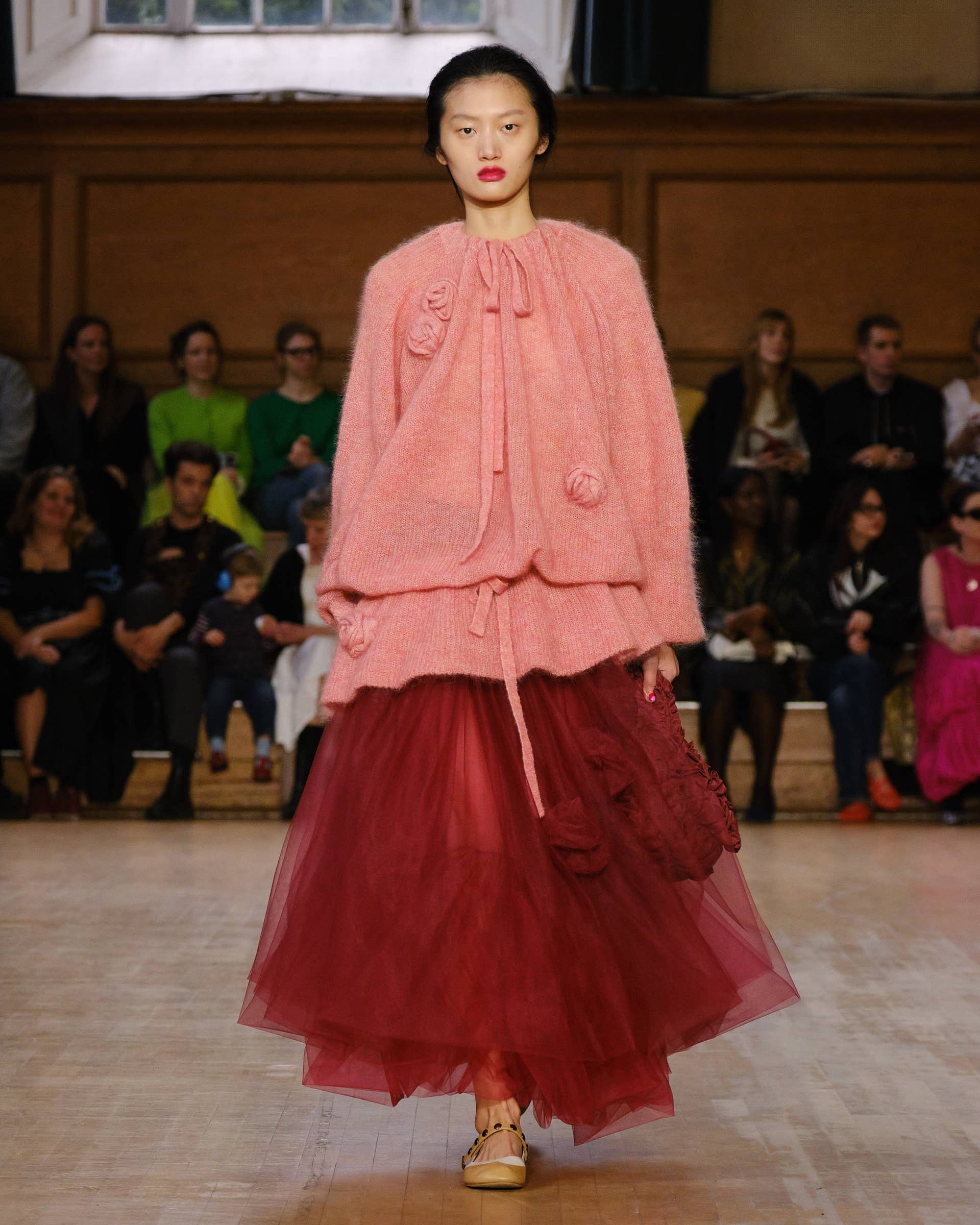 Molly Goddard Embraces the Anti-Silhouette With 'Blobs on Molly Goddard Embraces the Anti-Silhouette With 'Blobs on